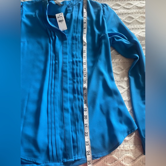 New! Express Bright Blue Pleated Polyester Blouse Long Sleeve Women’s size S - Picture 13 of 13